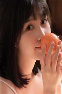 村里有个姑娘叫小花歌词